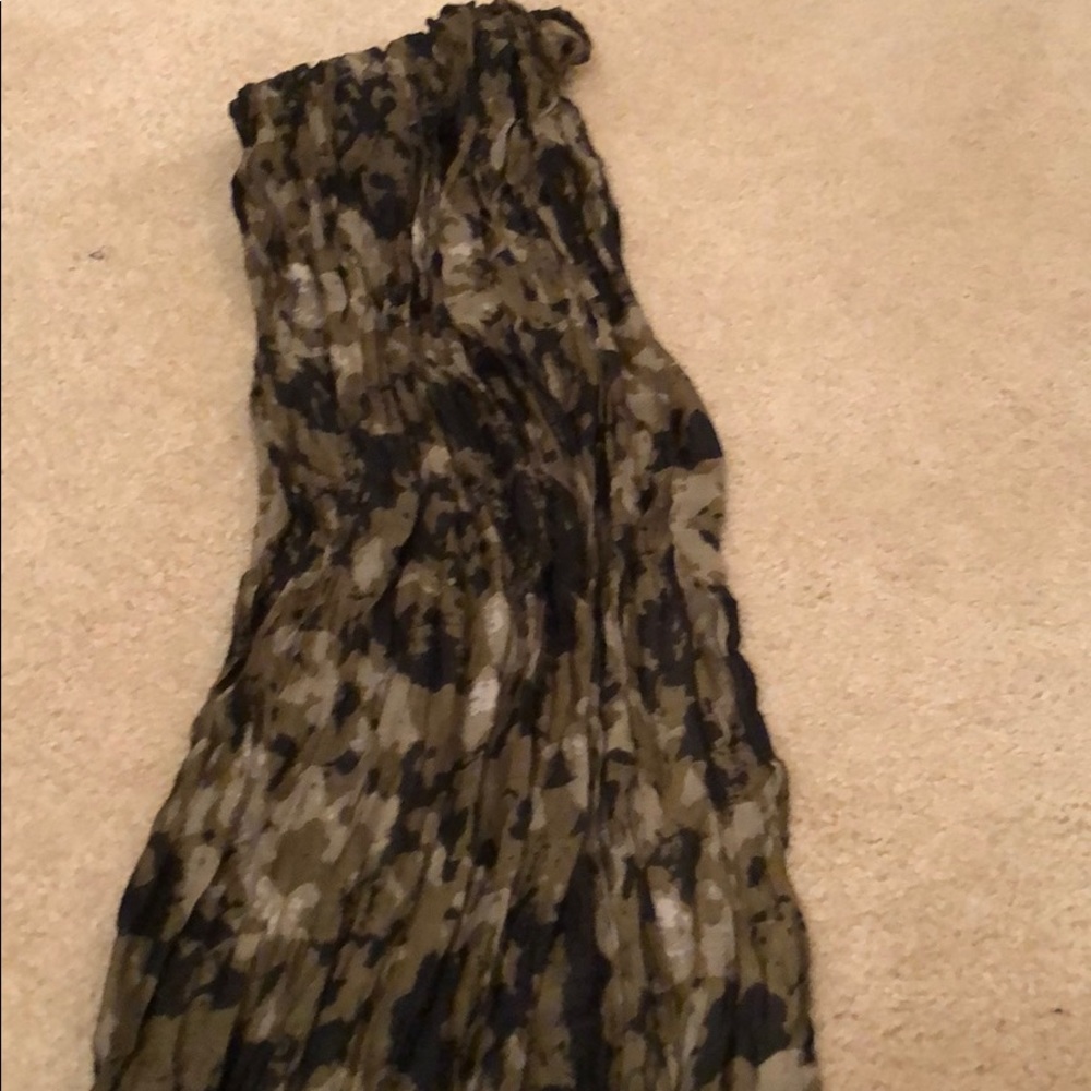 Army green/black scarf